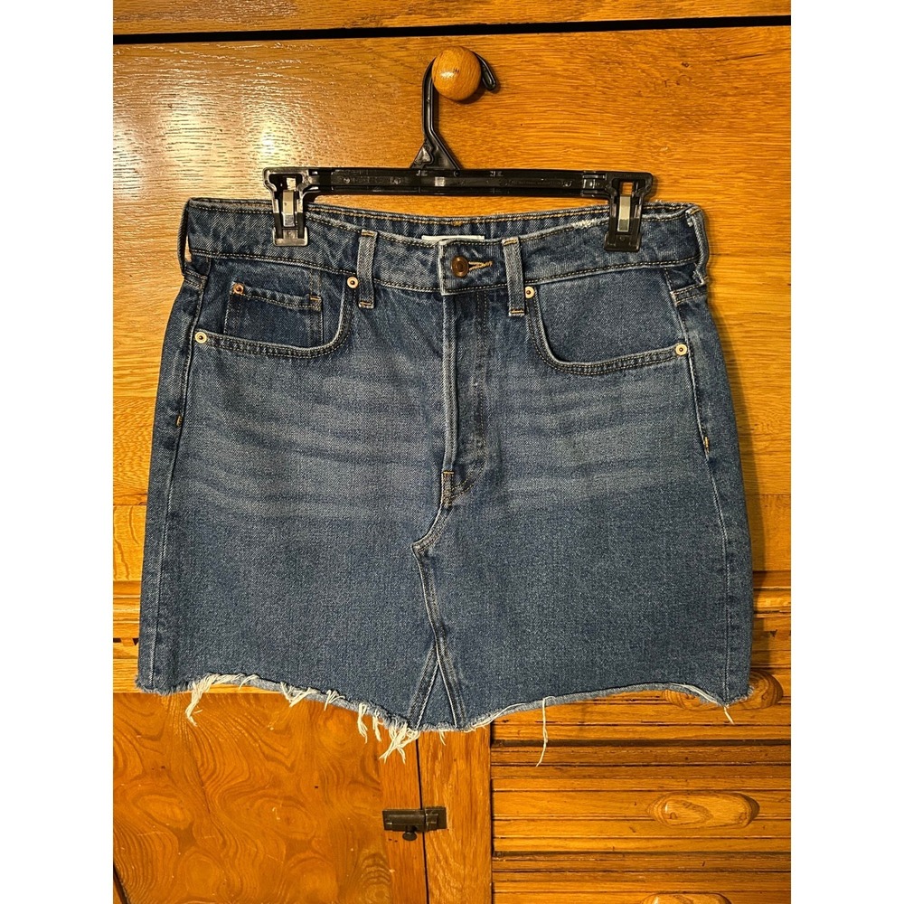 H&M Y2K Medium Wash Denim Mini Skirt Indie Boho Western Street-Style Button Fly